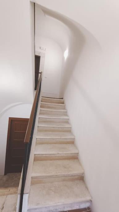 Dimora Del Cavaliere Apartamento LʼAquila Exterior foto